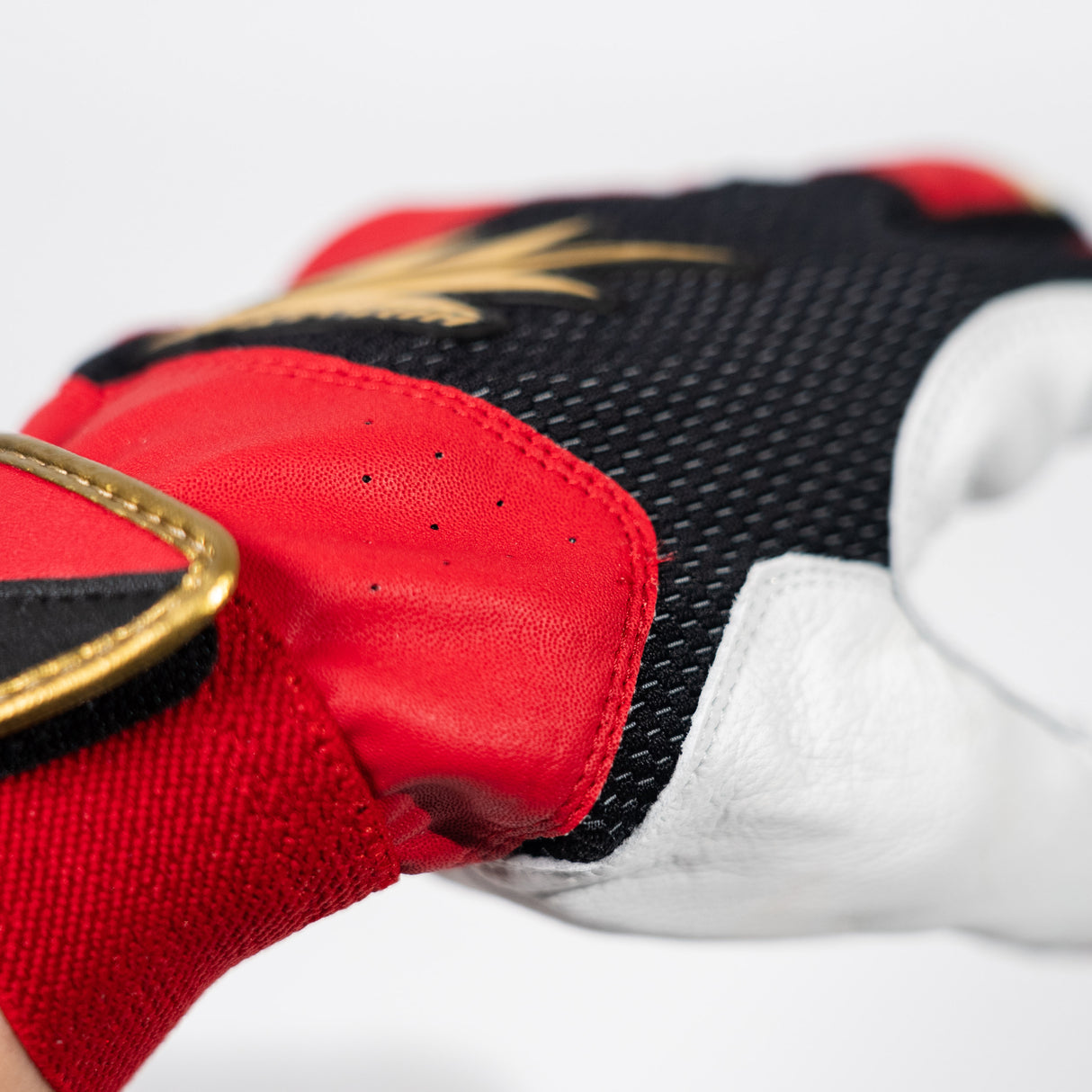 BATTING GLOVE - RED