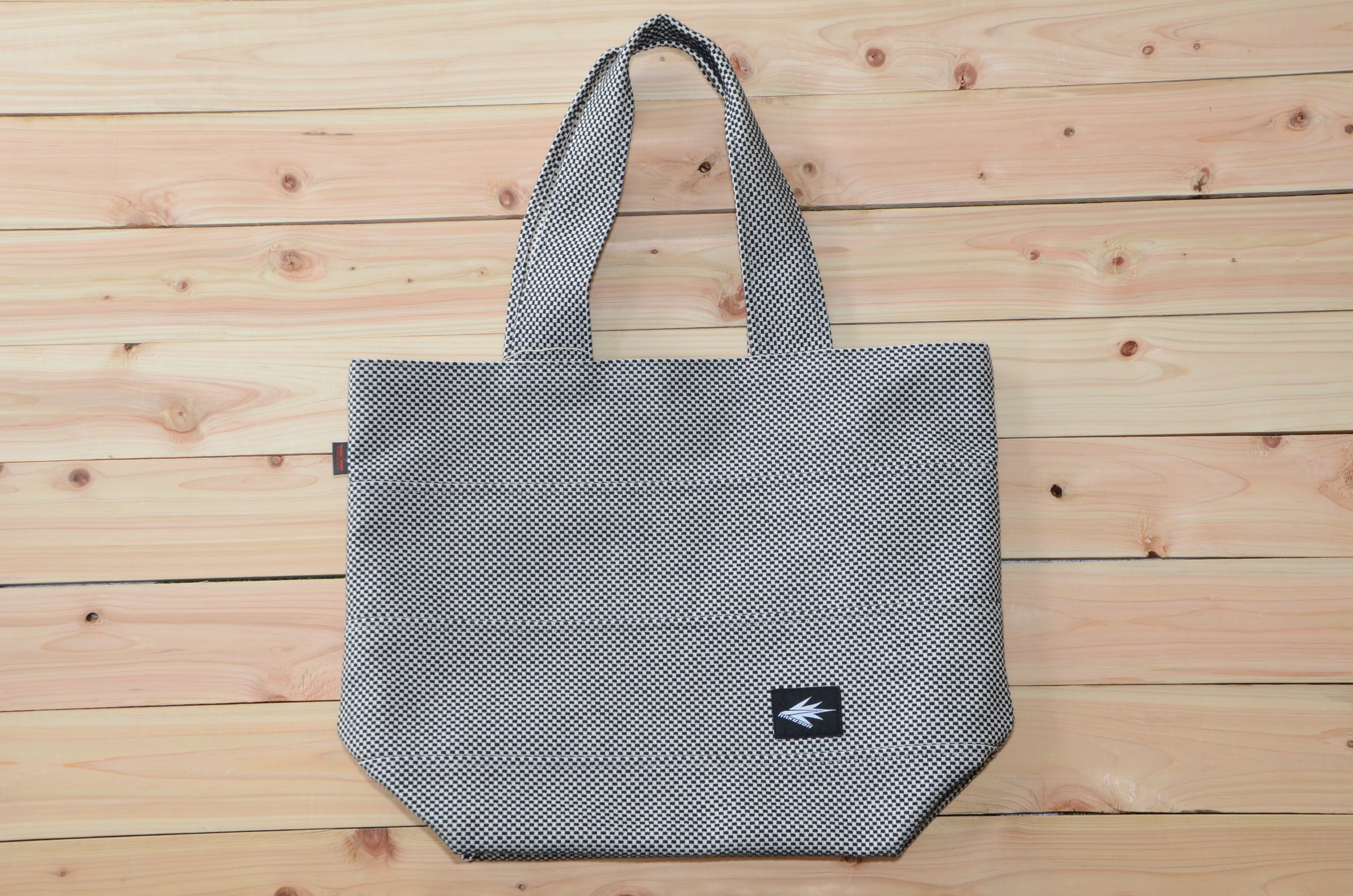 Sasicco × HAKUSOH トートバッグ＜消防刺子＞ – HAKUSOH BAT